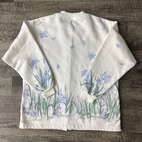 Vintage Artisan’s Designs Bunny Rabbit AOP Grandma Cardigan Sweatshirt Floral - Picture 2 of 6